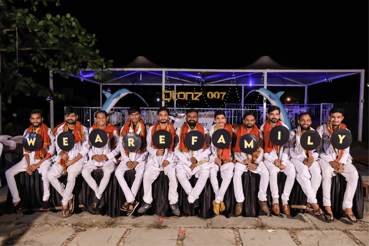 Qtonz - Anniversary Celebration
