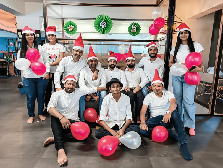 Qtonz - Xmas Celebration
